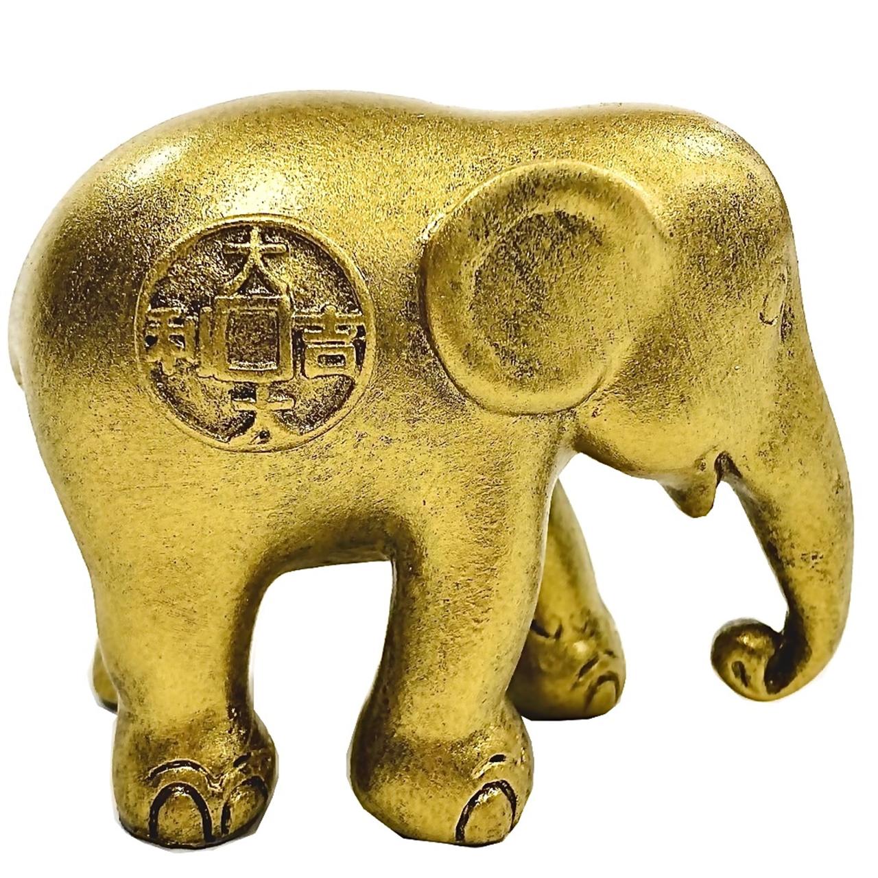 Elephant Parade Statue **LUCKY** Powered by Givergy